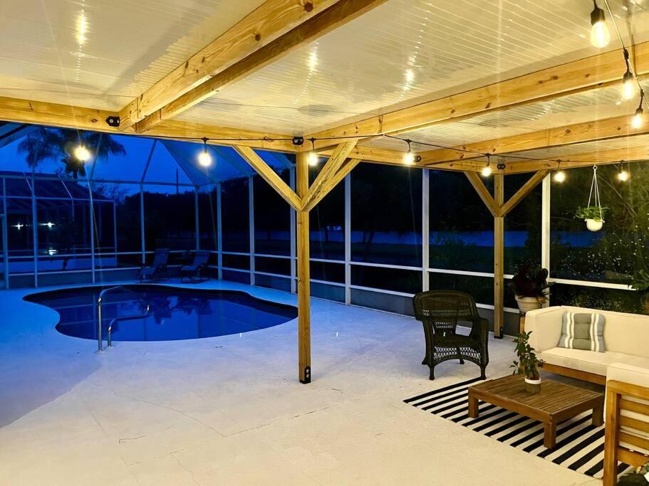 Sandy Oasis 5 Bedroom With Pool Sarasota Μπράντεντον Εξωτερικό φωτογραφία