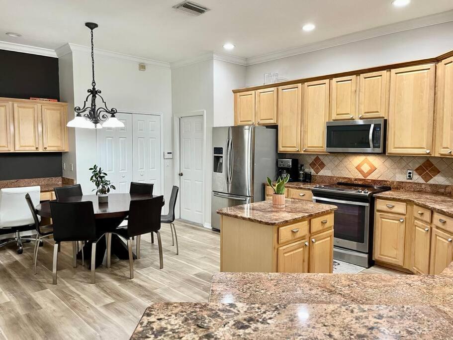 Sandy Oasis 5 Bedroom With Pool Sarasota Μπράντεντον Εξωτερικό φωτογραφία
